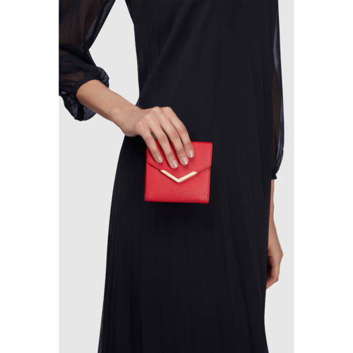 Diana Brown Small Vegan Bifold Purse AO